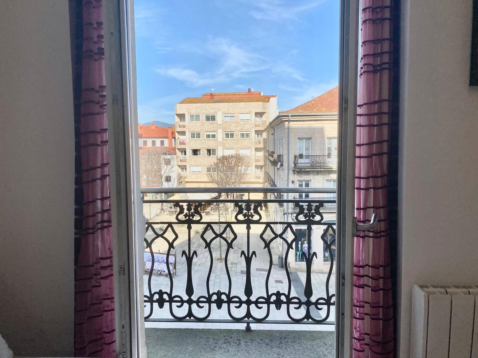 Apartament Puerta Del Sol - Vigo Centro Zewnętrze zdjęcie